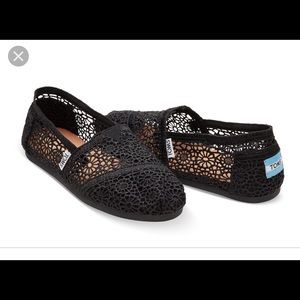 Black Crochet Toms